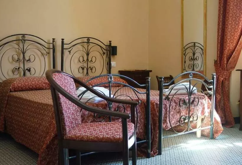 تختخواب و صبحانه La Stazione