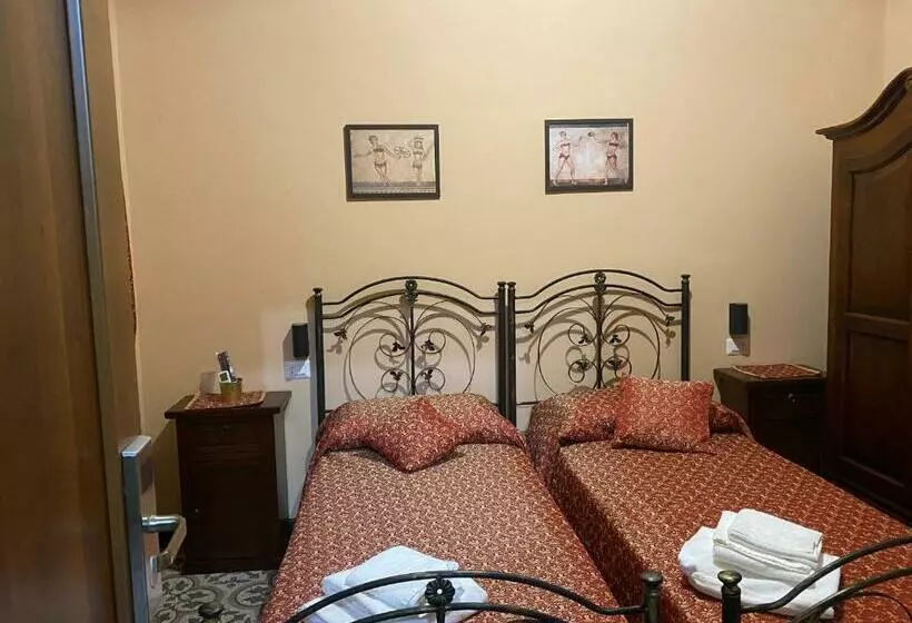 تختخواب و صبحانه La Stazione