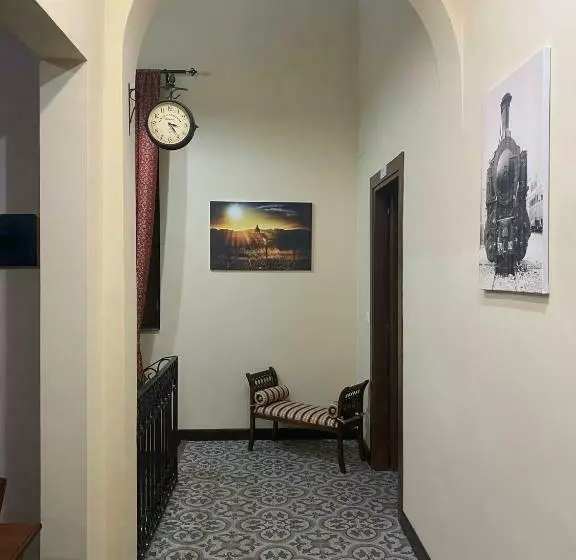 تختخواب و صبحانه La Stazione