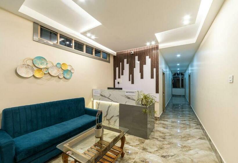 هتل Citrus Boutique