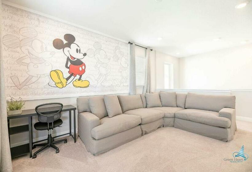 Newly Built Luxury 5bd Home W Private Pool & Spa