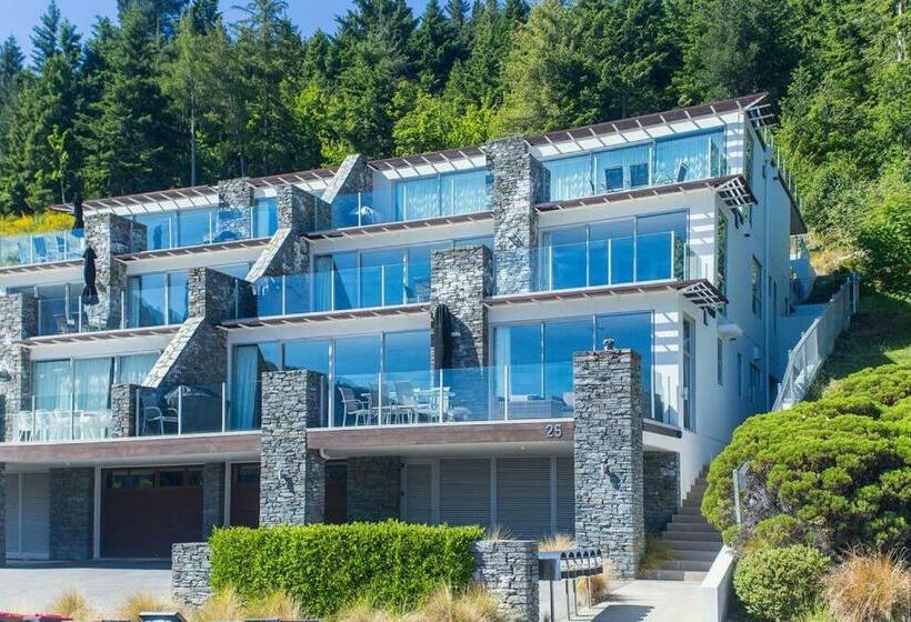 South View   Central With Stunning Views