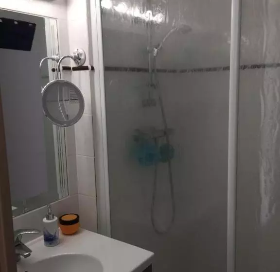 T3 Front De Mer Lacanau Ocean   22m2 Terrasse  2 Piscines  Wifi Parking