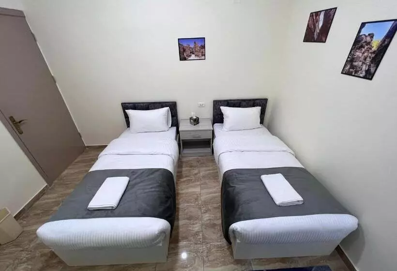 Z3 Hostel