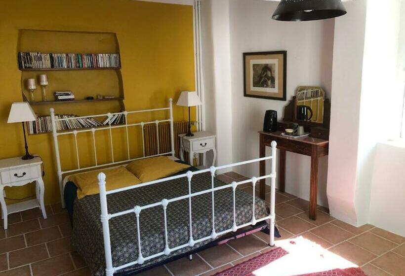 ベッドアンドブレックファースト Chambres D Hôtes Des Capucins