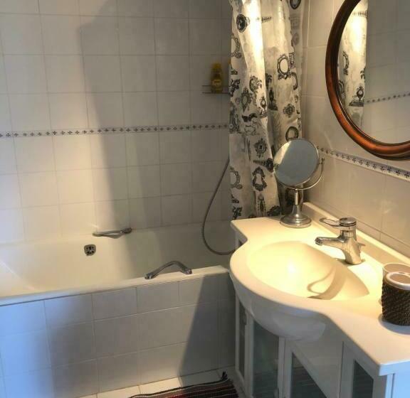 ベッドアンドブレックファースト Chambres D Hôtes Des Capucins