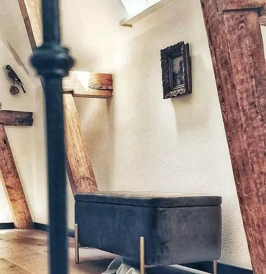 Elf Bed And Breakfast