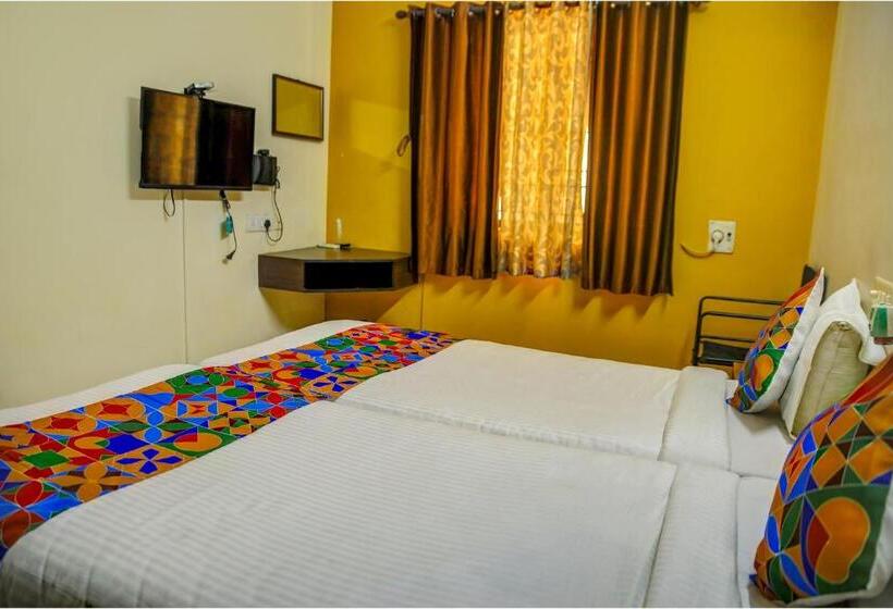 Fabhotel Hibiscus Stays   Nr Sholinganallur Water Lake & Vgp Aqua Kingdom