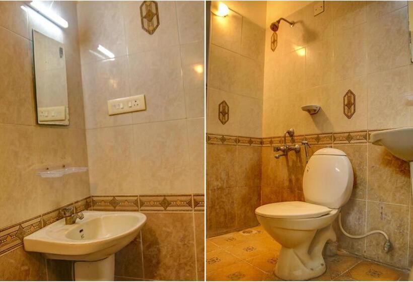 Fabhotel Hibiscus Stays   Nr Sholinganallur Water Lake & Vgp Aqua Kingdom