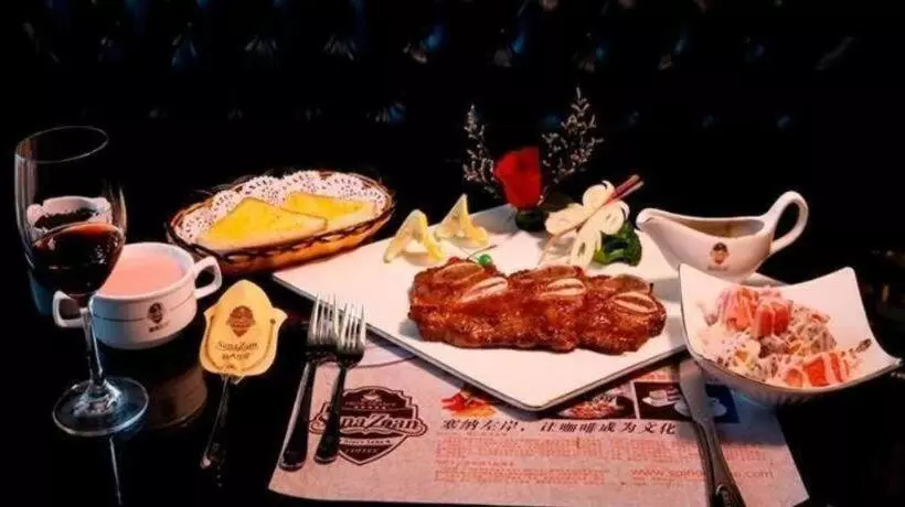 ホテル James Joyce Coffetel Golmud Huaxing Plaza Branch