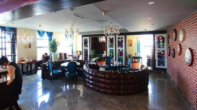 ホテル James Joyce Coffetel Golmud Huaxing Plaza Branch