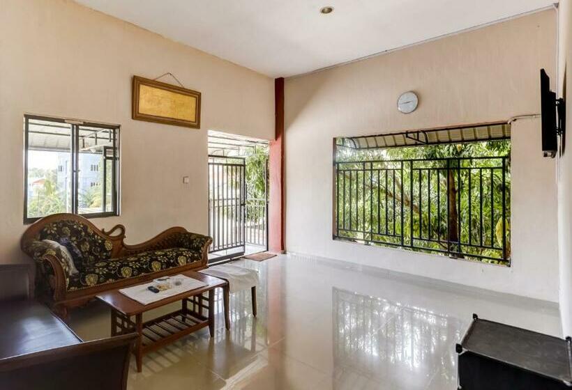 فندق Oyo 91298 Rumah Cantik Homestay