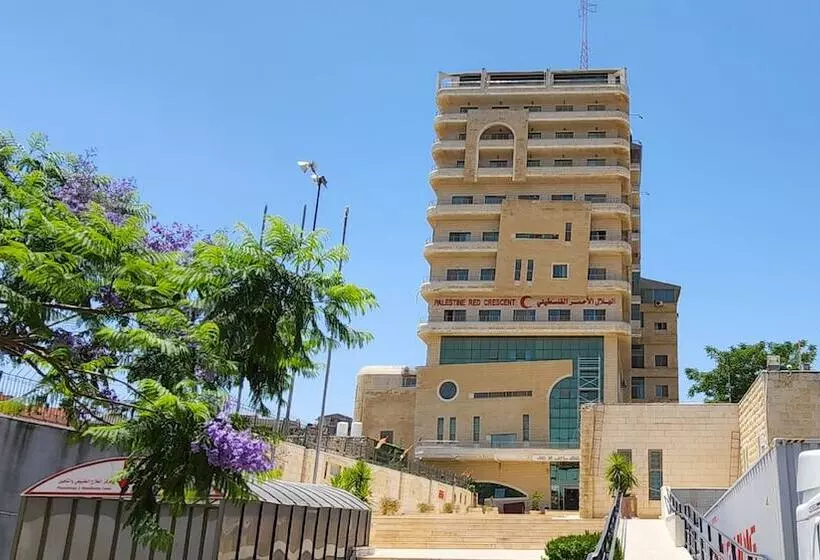 هتل Red Crescent Guesthouse