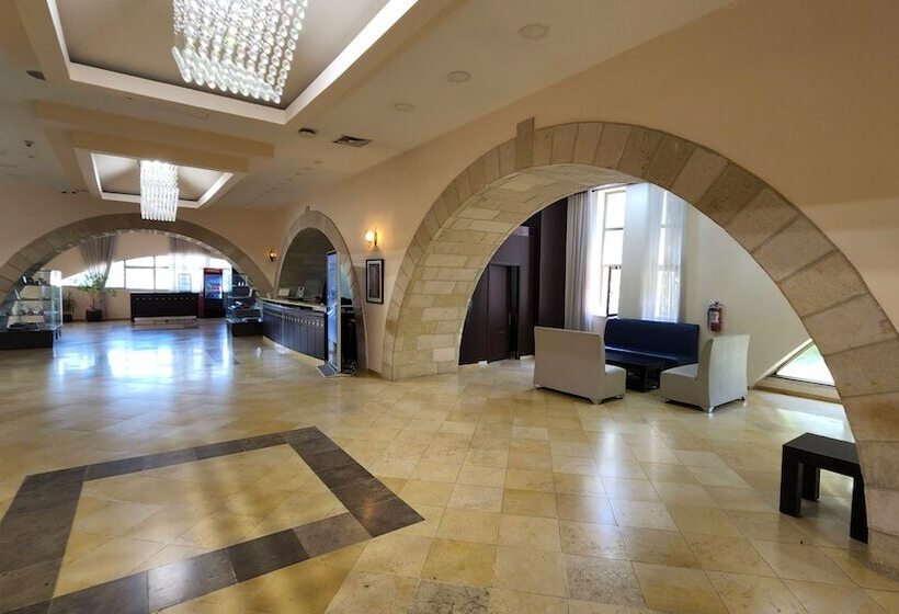 هتل Red Crescent Guesthouse