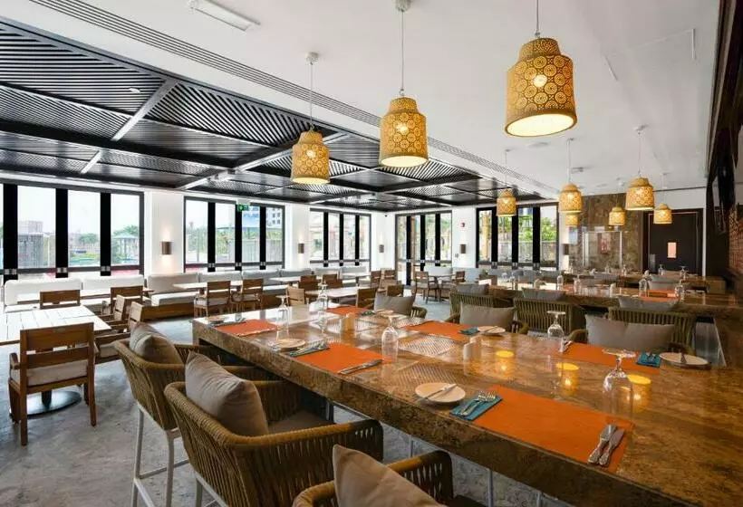 ホテル Rixos Marina Abu Dhabi