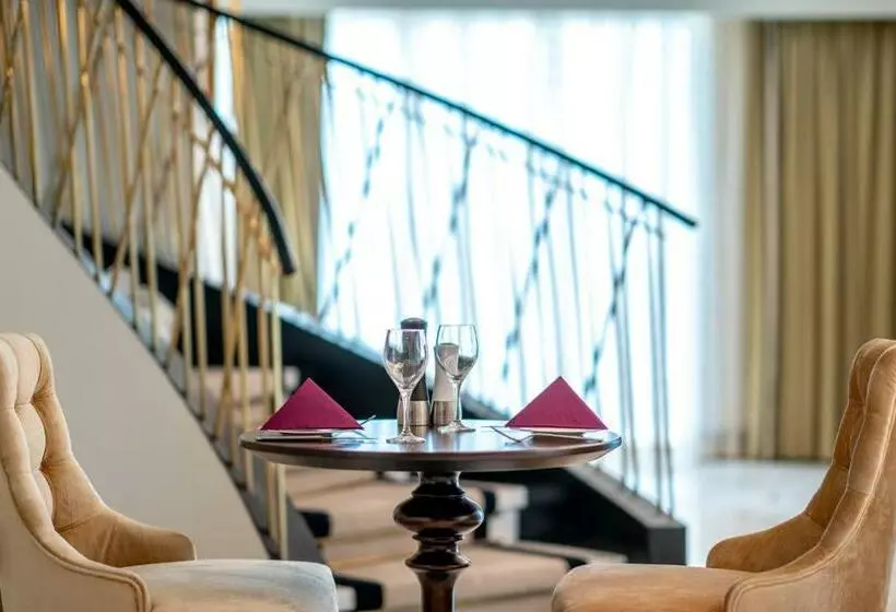 ホテル Rixos Marina Abu Dhabi