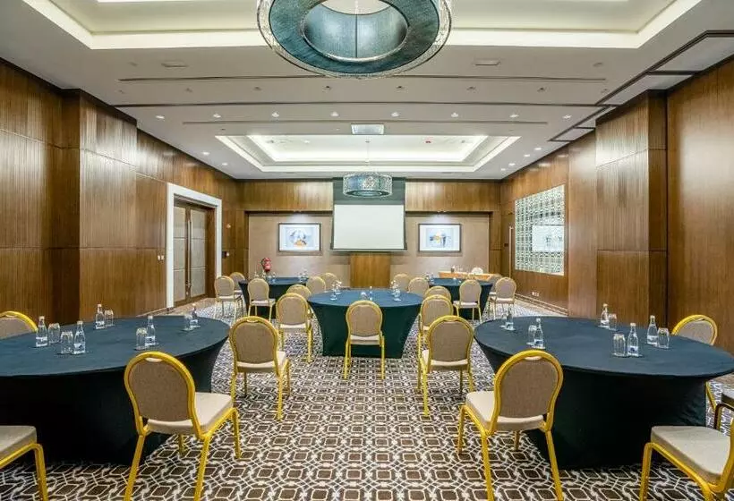 ホテル Rixos Marina Abu Dhabi