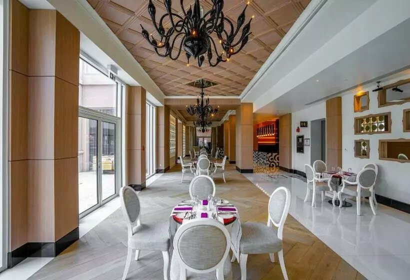 ホテル Rixos Marina Abu Dhabi