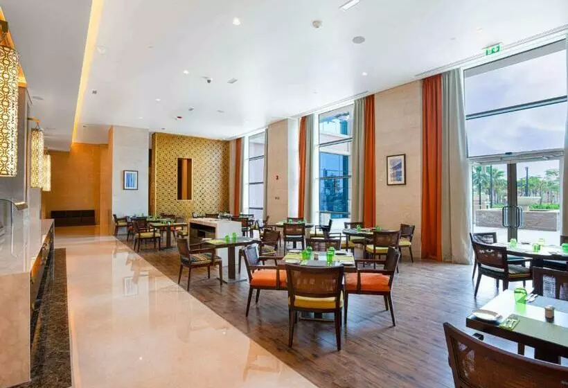 ホテル Rixos Marina Abu Dhabi