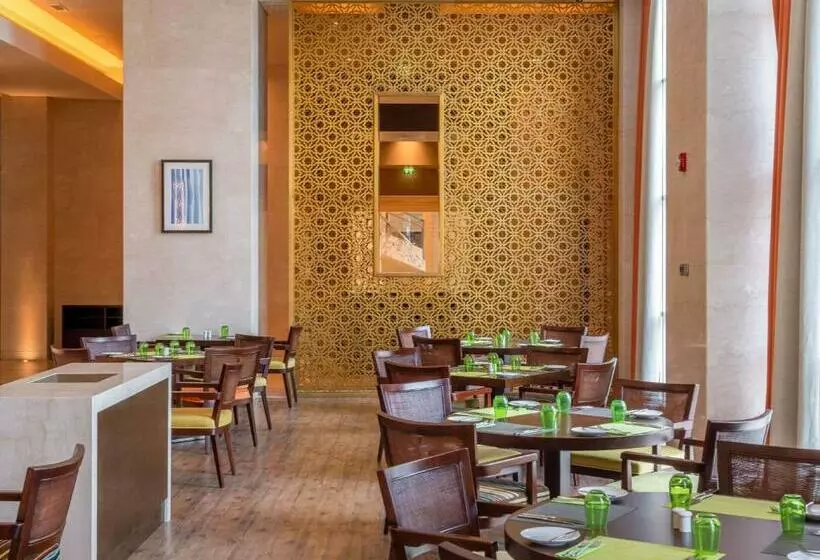 ホテル Rixos Marina Abu Dhabi