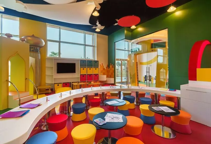 ホテル Rixos Marina Abu Dhabi