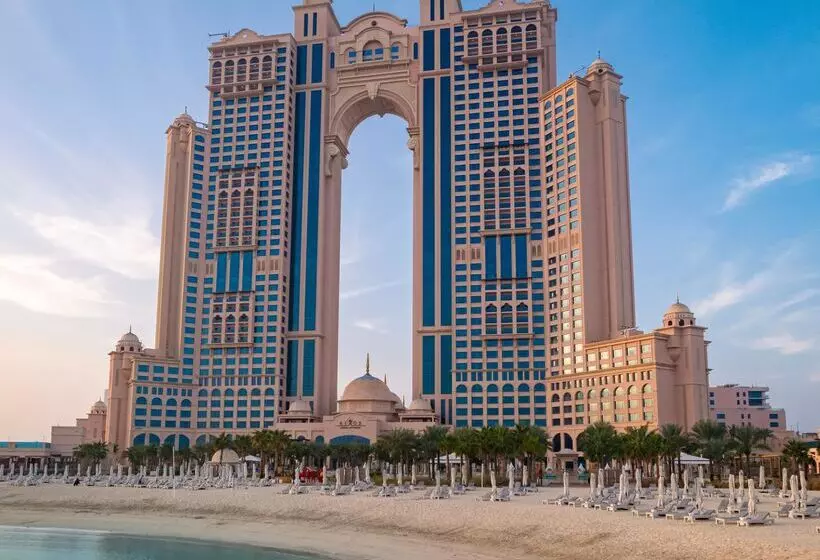 ホテル Rixos Marina Abu Dhabi