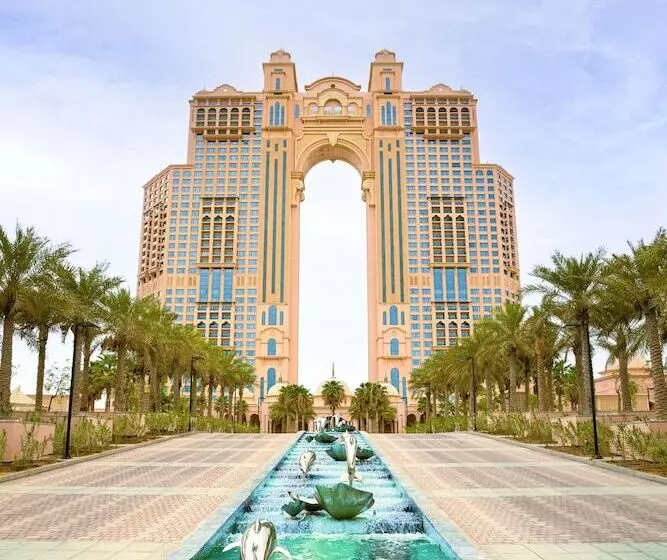 ホテル Rixos Marina Abu Dhabi