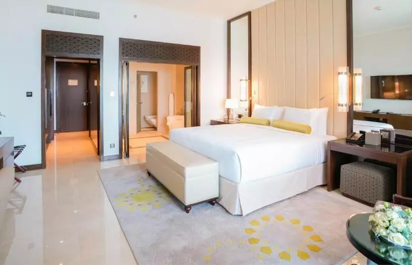 ホテル Rixos Marina Abu Dhabi