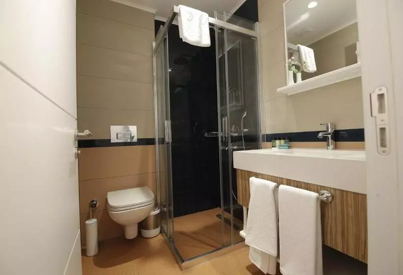 Hotelli Selluka Buti̇k