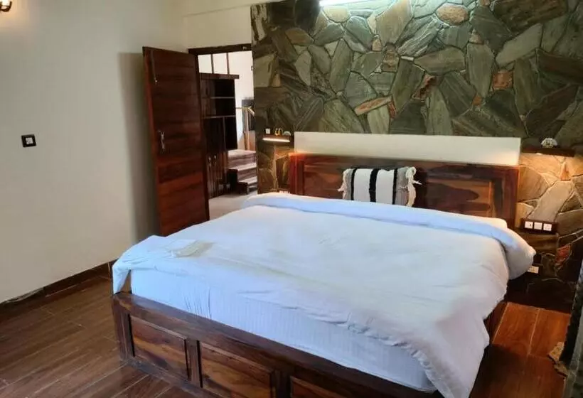 Hotelli The Frostwood Resort