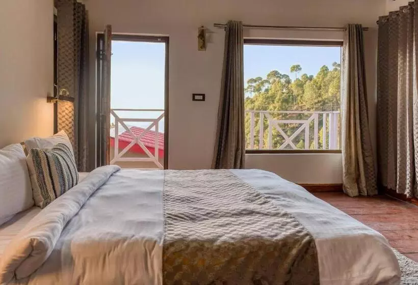 Hotelli The Frostwood Resort