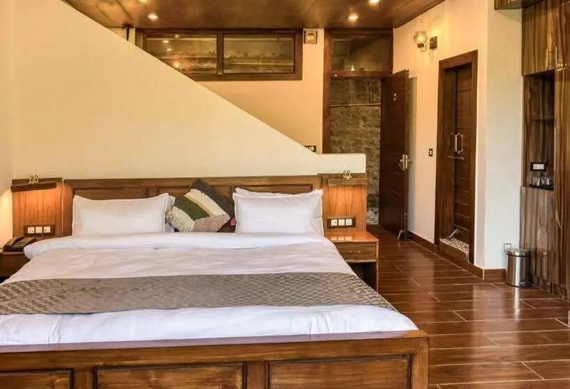 Hotelli The Frostwood Resort