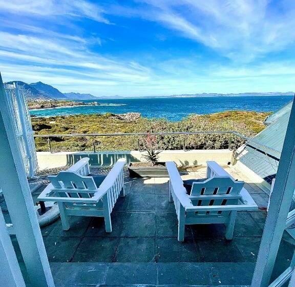 11 Westcliff Rentals