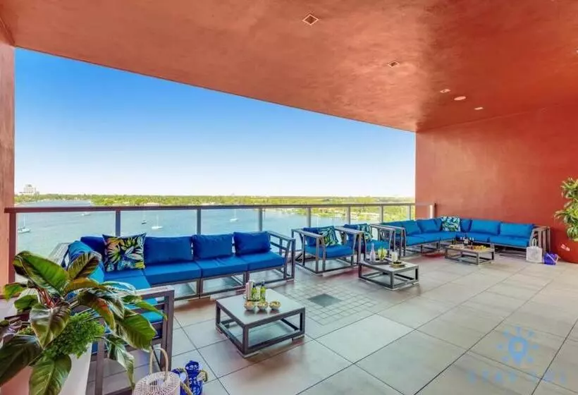 هاستل Rooftop Pool   Hot Tub   Hollywood Beach Broad   Walk