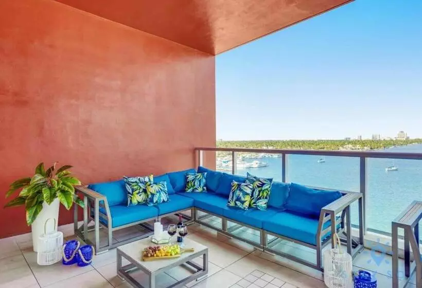 هاستل Rooftop Pool   Hot Tub   Hollywood Beach Broad   Walk