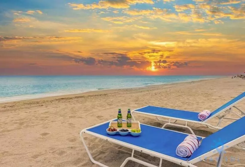 هاستل Rooftop Pool   Hot Tub   Hollywood Beach Broad   Walk