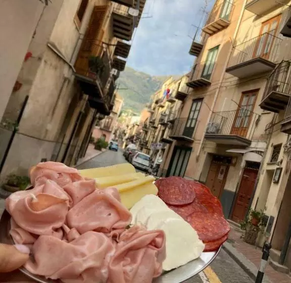 B&b Tulip Lotus Castelbuono