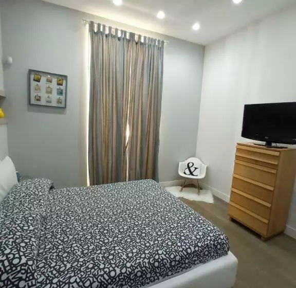 Aamiaismajoitus (B&B) Raroom Boutique