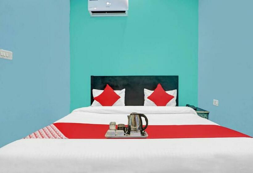 호텔 Oyo 89612  Red Stone