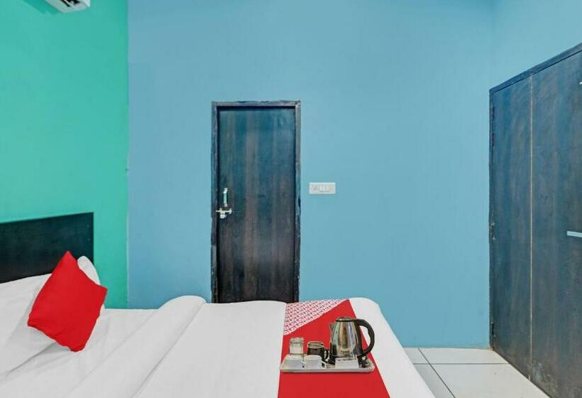 호텔 Oyo 89612  Red Stone