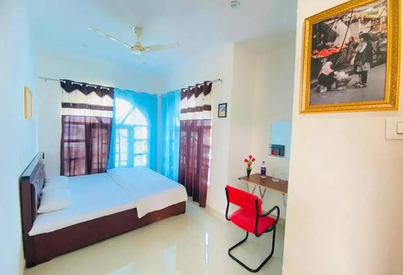 Hotelli Pall Residency
