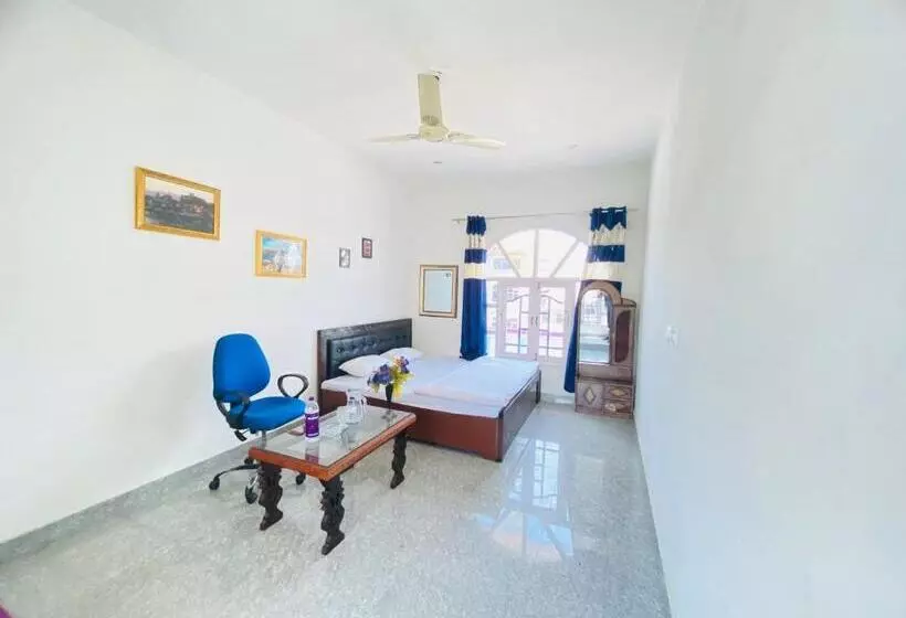 Hotelli Pall Residency