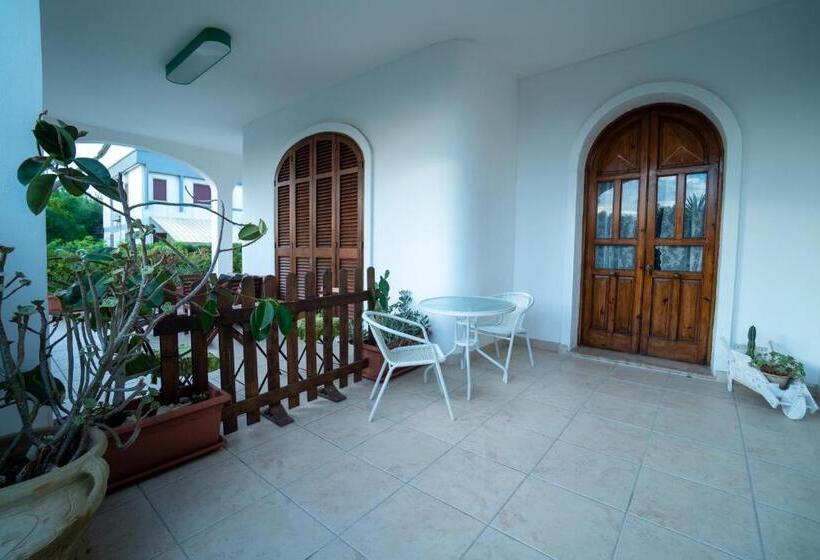 פנסיון Dimora Il Cereus