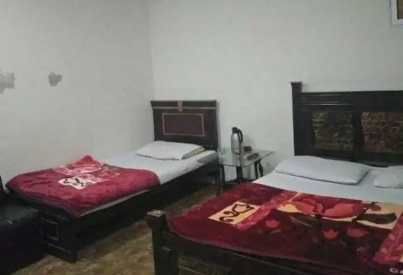پانسیون Karachi Airport Guest House