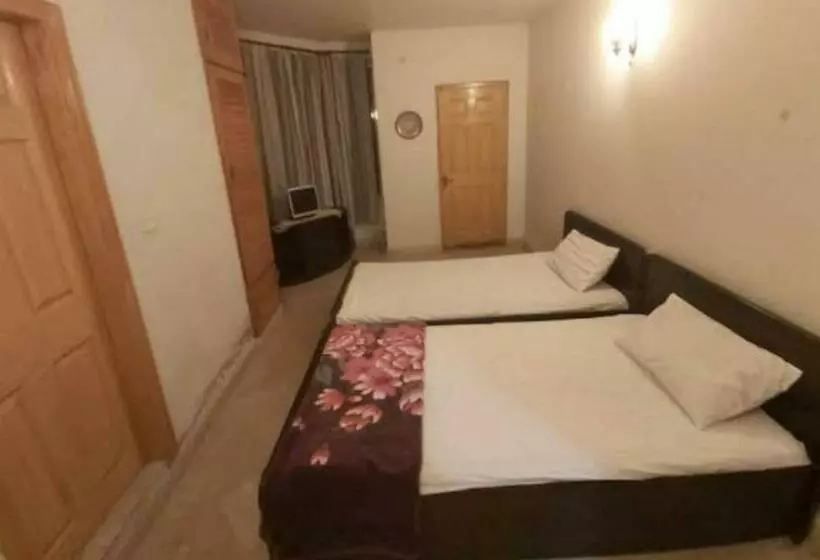 پانسیون Karachi Airport Guest House