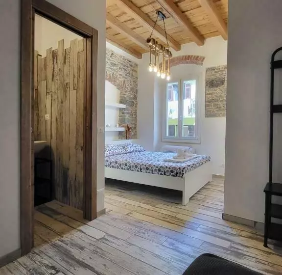 ペンション L  Onda Di Manarola