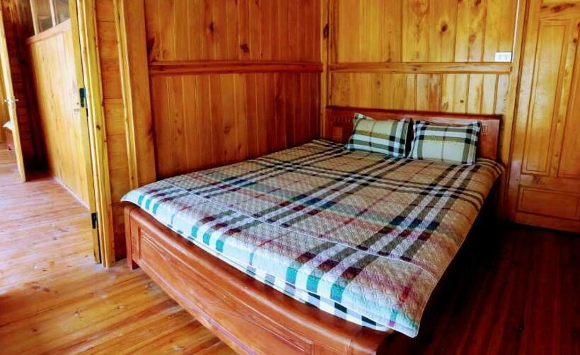 تختخواب و صبحانه Madame View Homestay