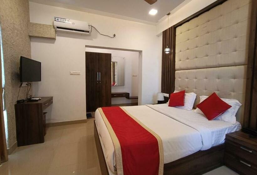 ベッドアンドブレックファースト Sapphire Mansion Pool Villa Vagamon