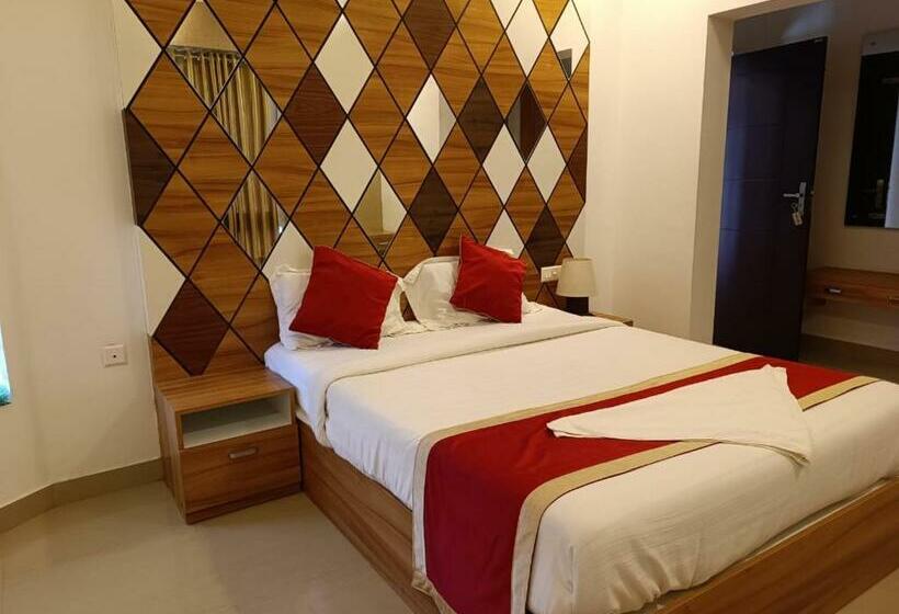 ベッドアンドブレックファースト Sapphire Mansion Pool Villa Vagamon