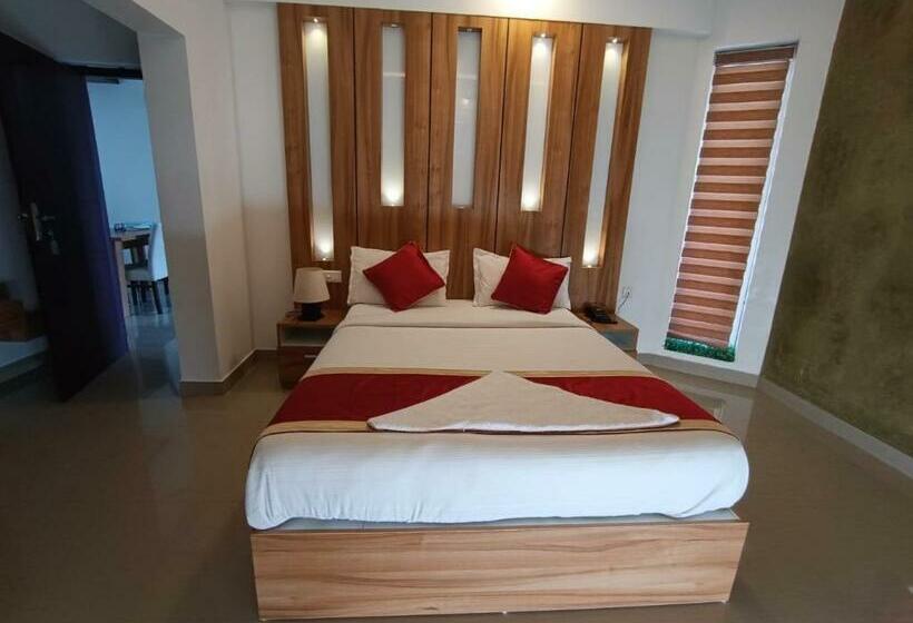 ベッドアンドブレックファースト Sapphire Mansion Pool Villa Vagamon